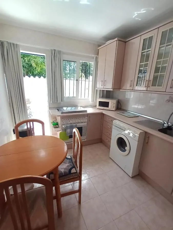 Nueva Nerja Pueblo Andaluz Casa Grafton 빌라 0*,  스페인